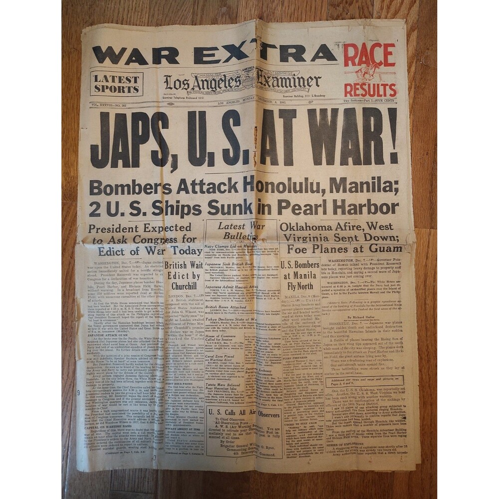 ORIGINAL Dec 7 1941 Los Angeles Examiner Pearl Harbor Newspaper WAR EXTRA WWII